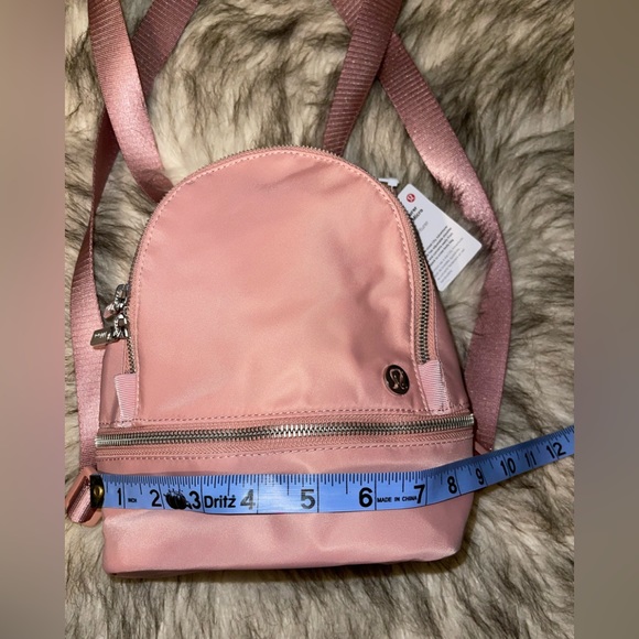 Lululemon City Adventurer Backpack *Micro ONE SIZE - Picture 4 of 7